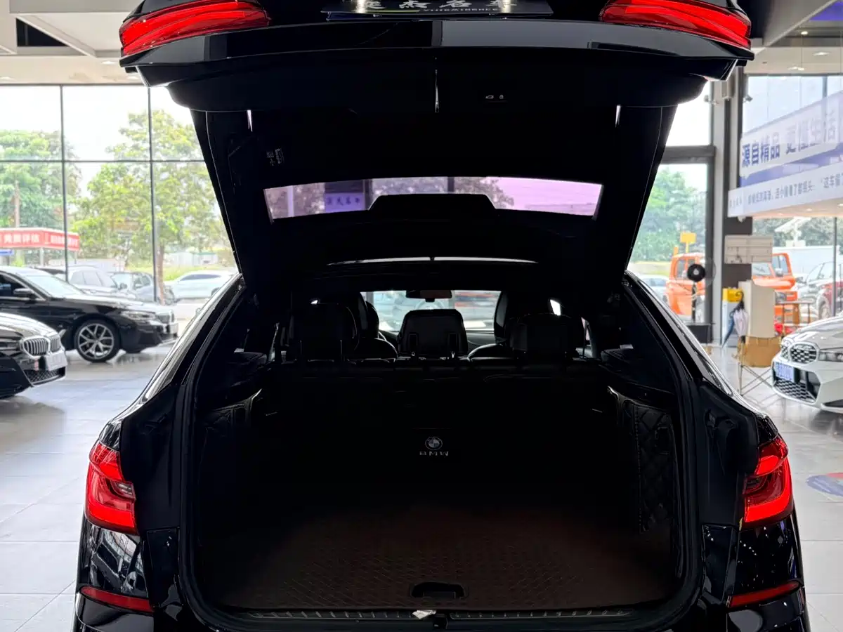 BMW 6 Series GT 2021 Facelift 630i M Sport Grand Tourer Edition фото 20