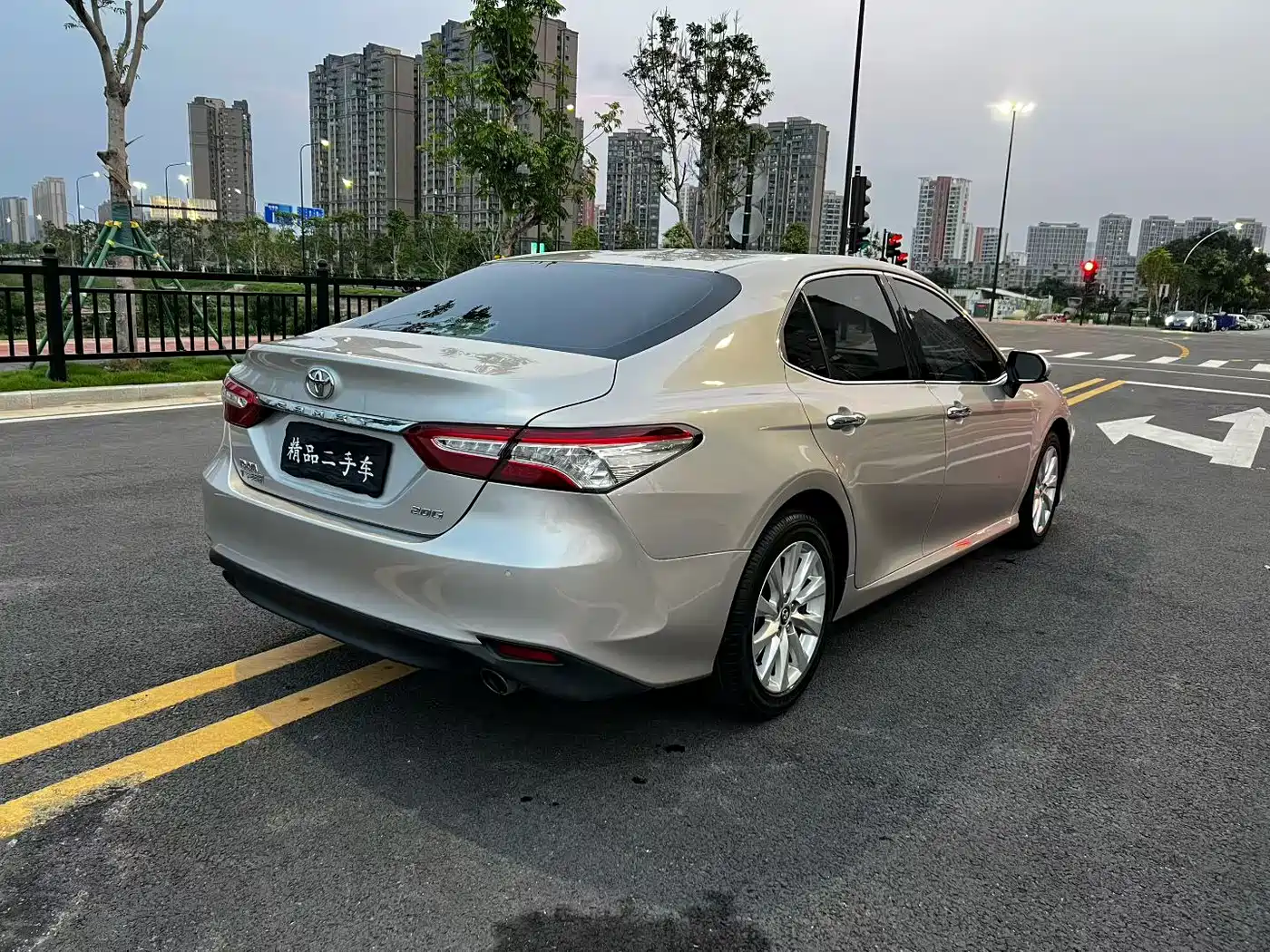 Toyota Camry 2018 2.0G Luxury Edition фото 9