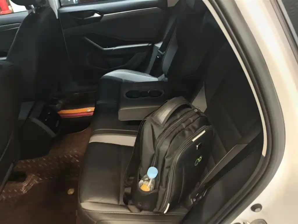 Volkswagen Sagitar 2021 200TSI DSG Comfort Smart Edition фото 10