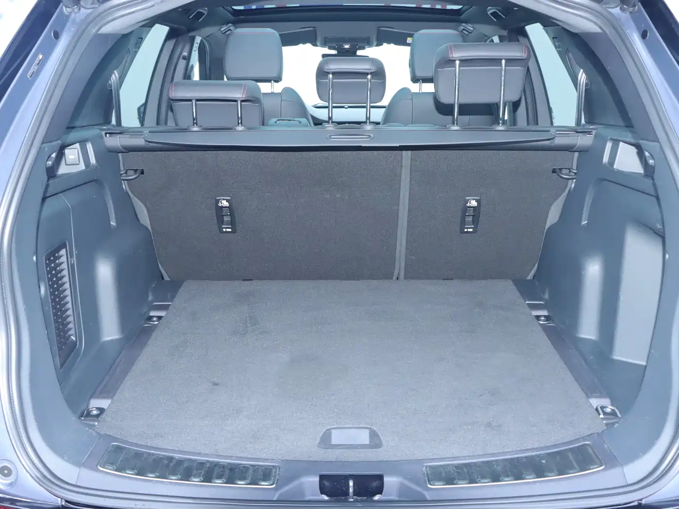 LAND ROVER DISCOVER SPORTS