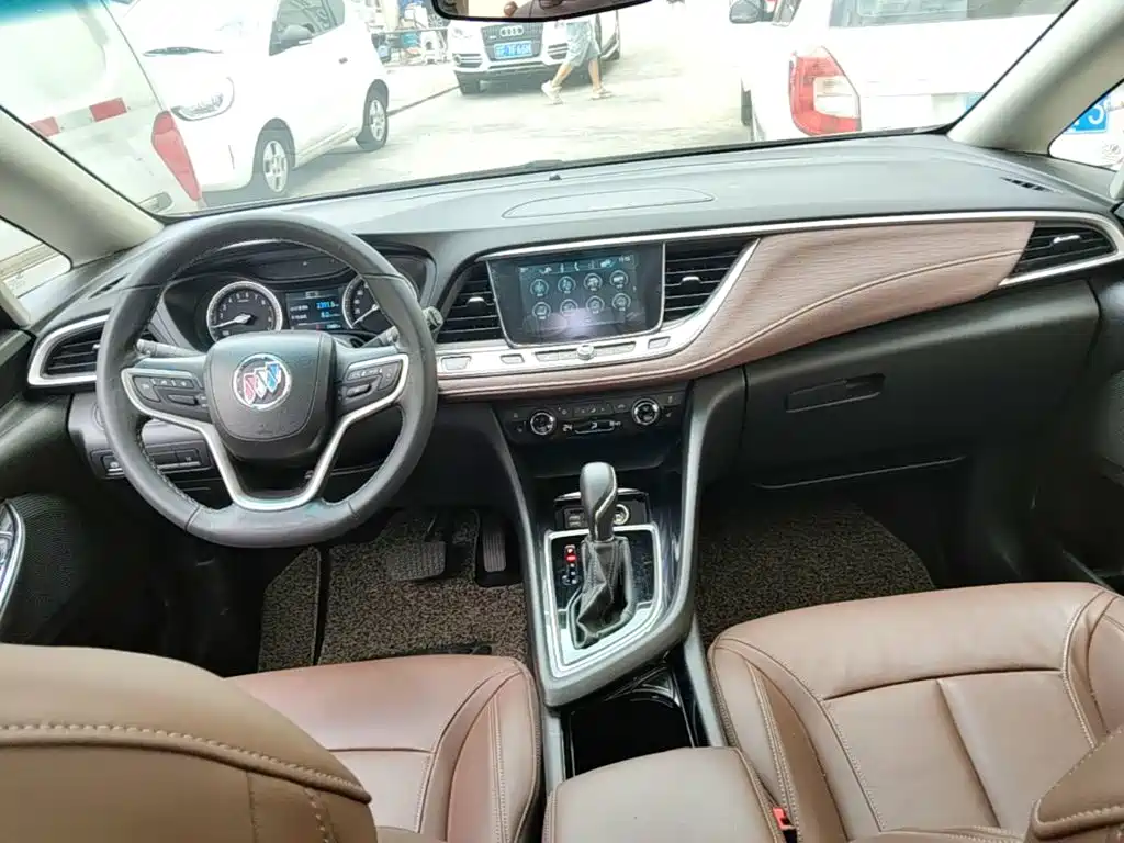 Фото 10 - Buick GL6