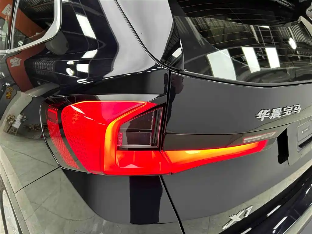 BMW X1 2023 sDrive20Li X Design Package фото 19