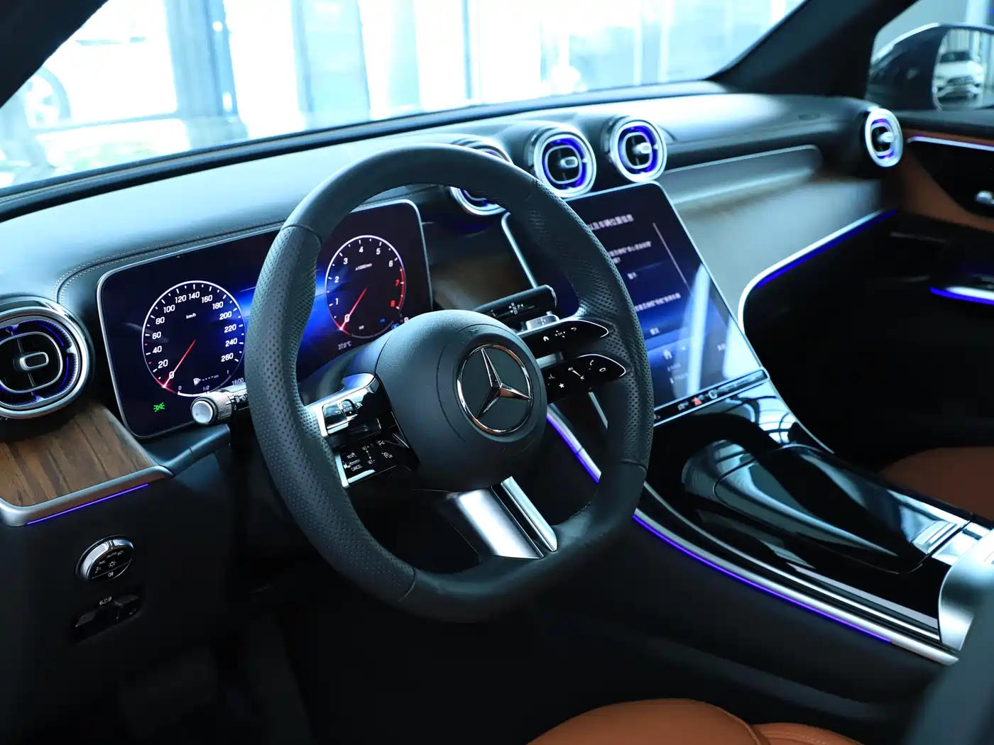 Mercedes-Benz GLC 2024 GLC 300 L 4MATIC Dynamic 5-seater фото 21