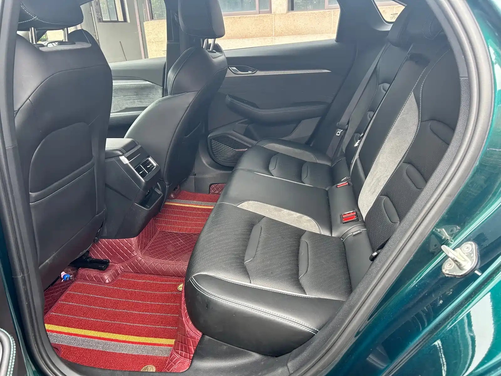 Фото 9 - Geely Preface