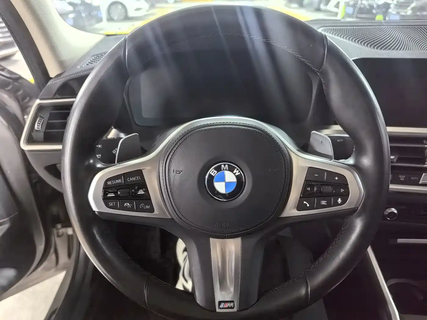 BMW 3 Series 2021 Second Facelift 330Li xDrive M Sport Shadowline Package фото 5