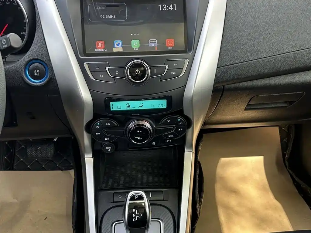 BYD Yuan New Energy 2019 EV360 Smart Connect Premium Edition фото 9