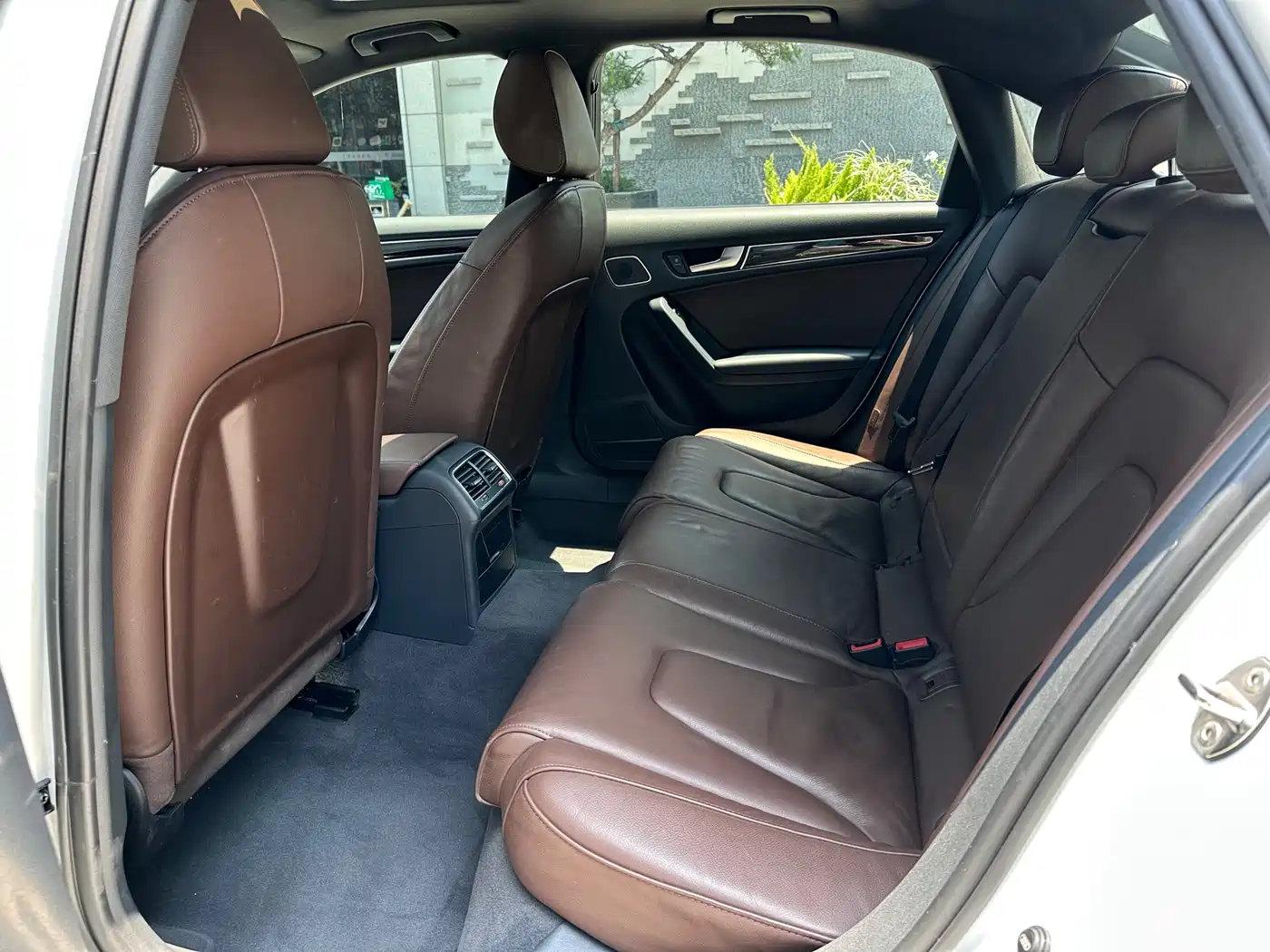 Audi A4L 2016 35 TFSI Collector's Edition S line Comfort фото 8