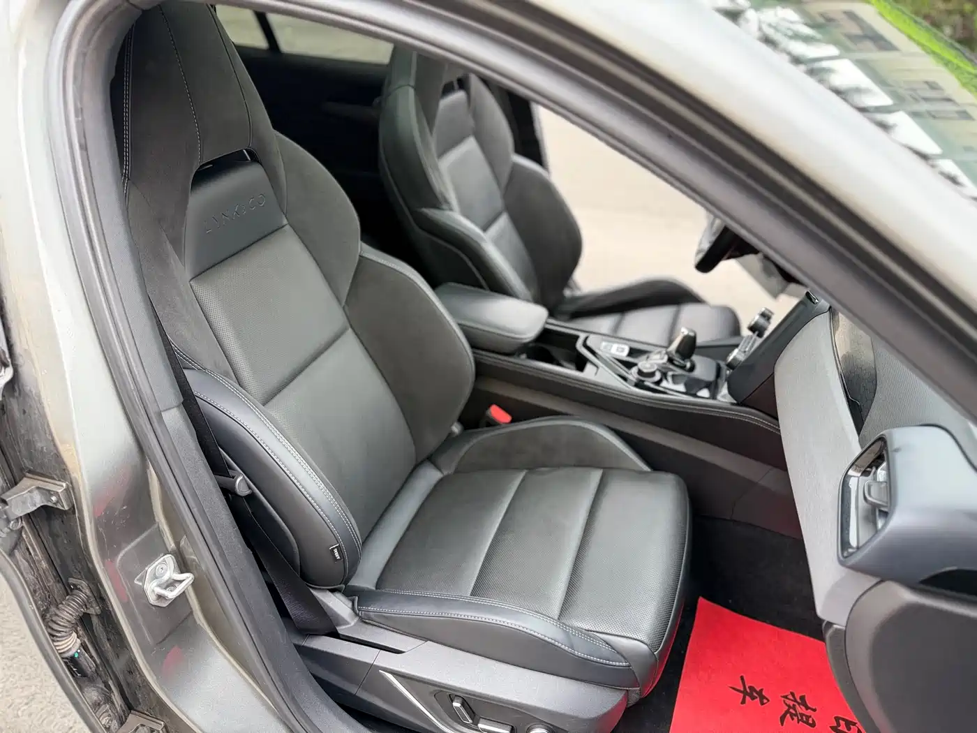 Lynk & Co 03 2022 2.0TD DCT Power Pro фото 24