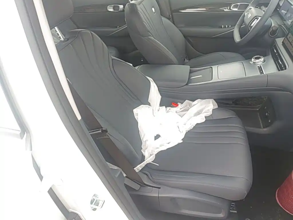 Geely Galaxy Galaxy E5 2026 2026 530km Voyager Edition
