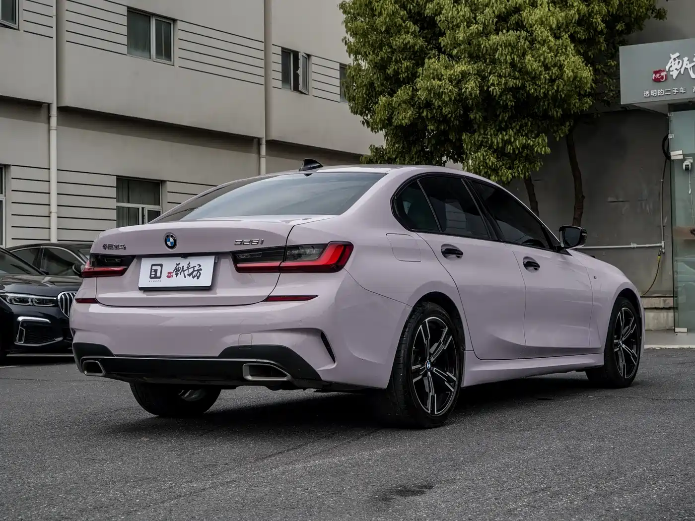 BMW 3-SERIES