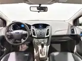 Фото 8 - Ford Focus