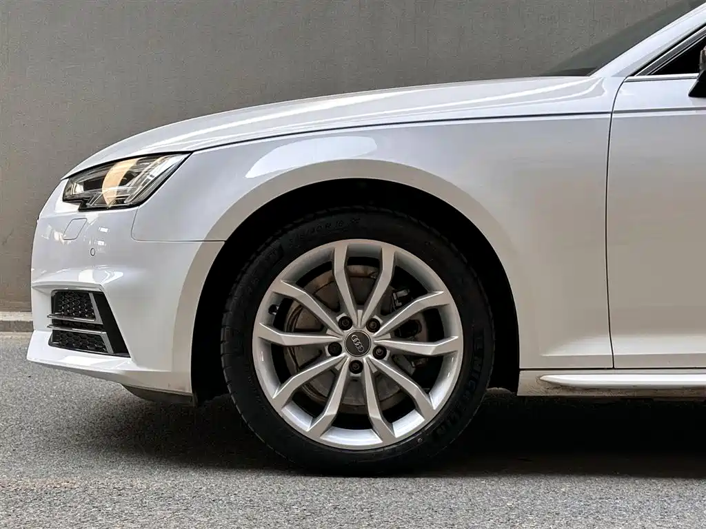 Audi A4L 2019 40 TFSI Progressive (China VI) фото 6