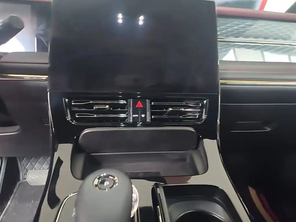 GAC Trumpchi Trumpchi M8 2023 Model Master Series 400T Ultimate Edition фото 13