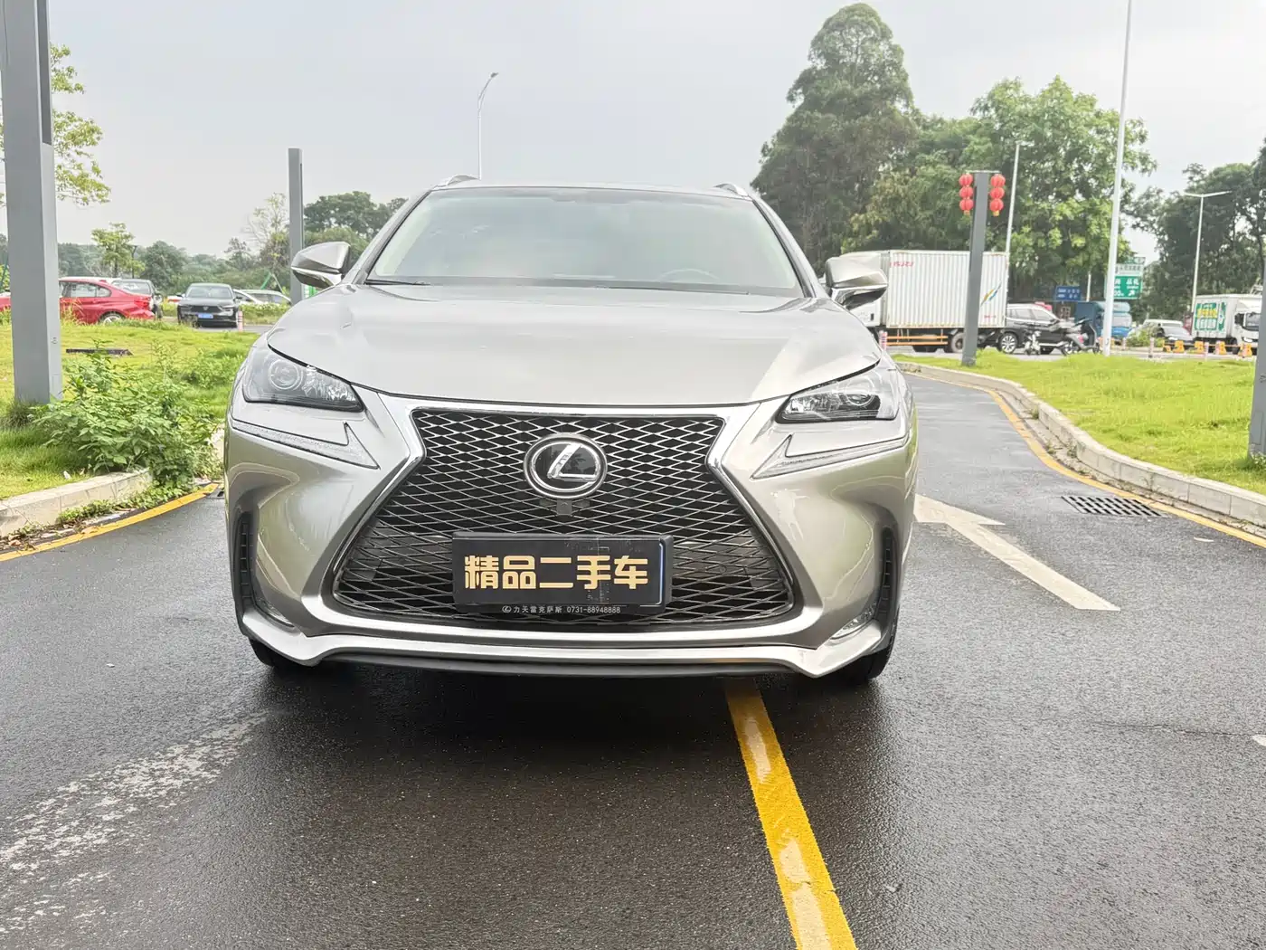 Lexus NX 2015 200t AWD F Sport фото 2
