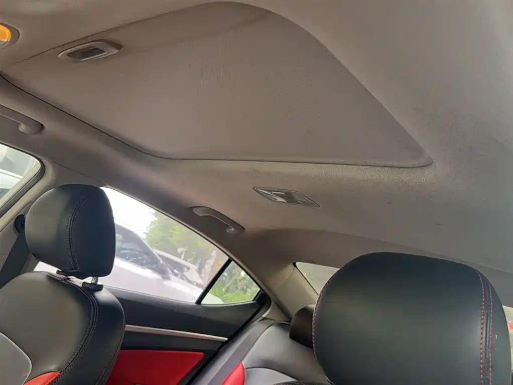 Hyundai Elantra 2016 Model 1.6L Automatic Smart Elite фото 16