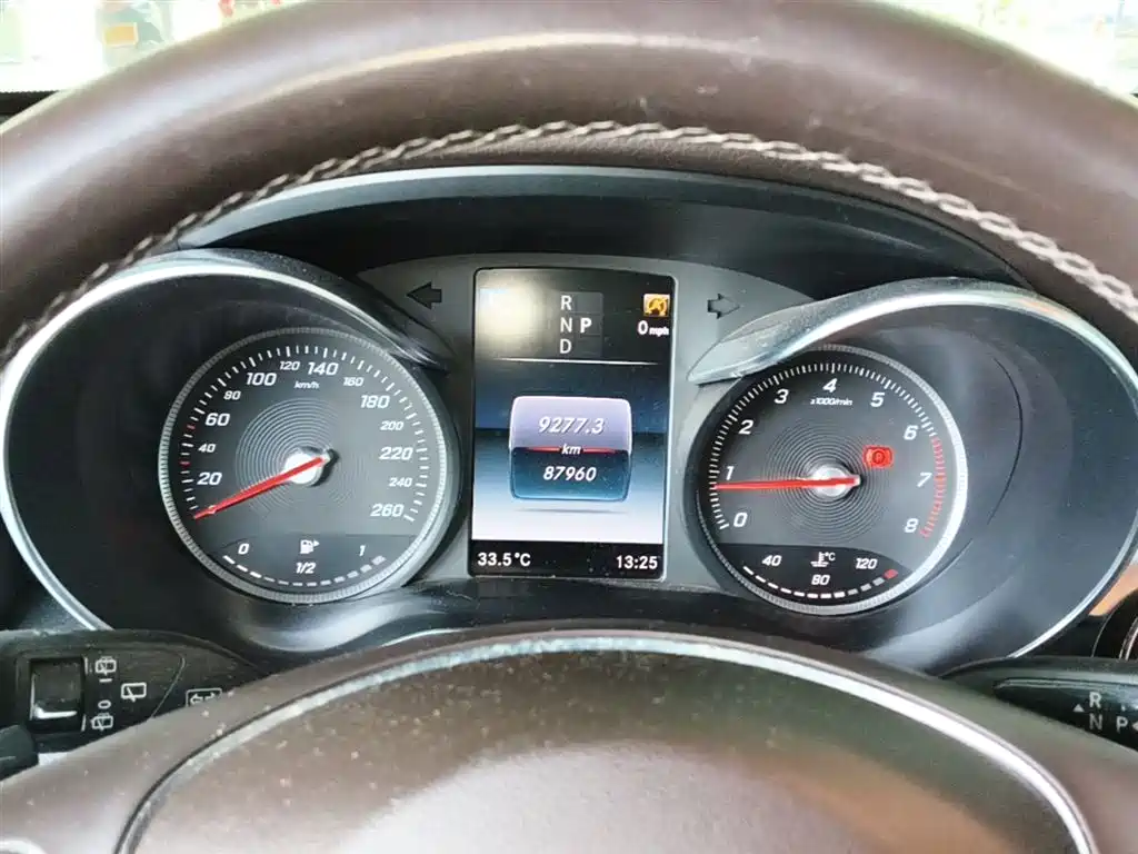 Mercedes-Benz GLC 2019 Facelift GLC 260 L 4MATIC Luxury фото 12