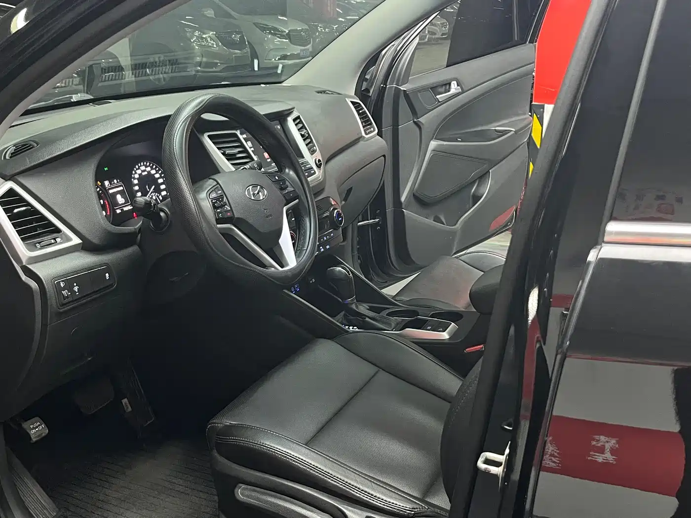 Hyundai Tucson 2015 1.6T Dual Clutch 2WD Smart фото 13