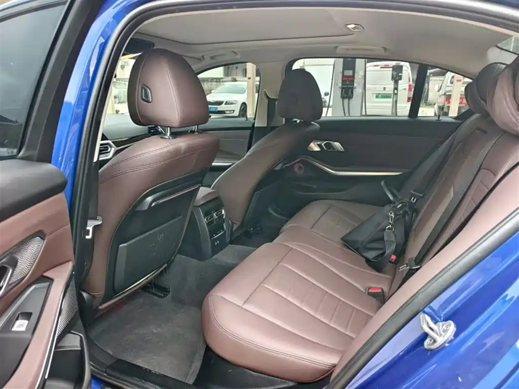 BMW 3 Series 2020 320Li M Sport Package фото 12