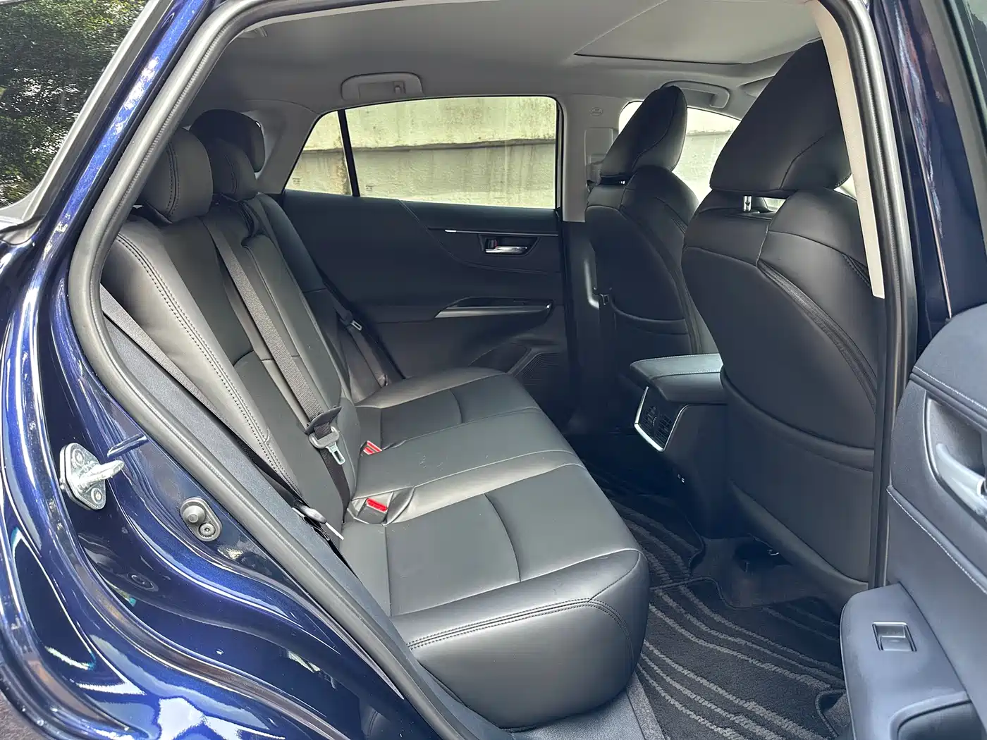 Toyota Lingfang HARRIER 2023 2.0L CVT 2WD Progressive Edition фото 14