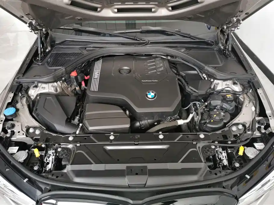 BMW 3 Series 2020 Facelift 325i M Sport Night Edition фото 10