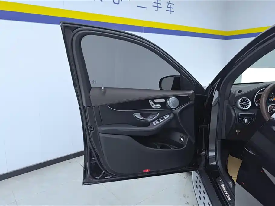 Mercedes-Benz GLC 2022 Facelift III GLC 260 L 4MATIC Dynamic фото 7