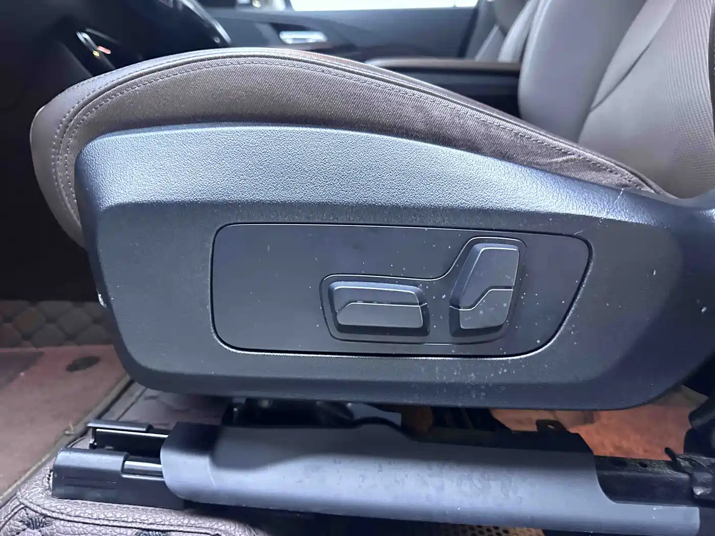 BMW X1 2023 sDrive20Li X Design Package фото 16