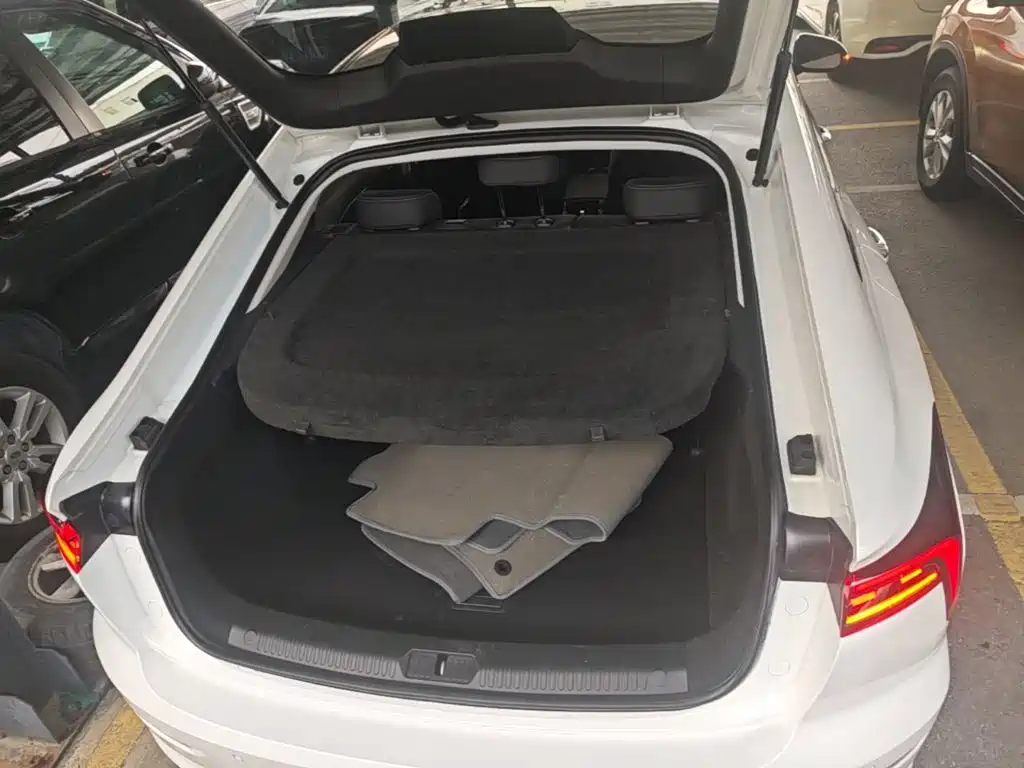 Besturn B70 2024 2022 3rd Gen 1.5T Auto Joy Edition