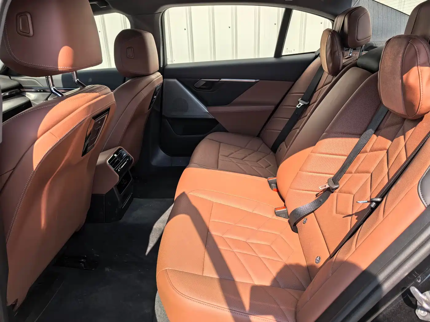 BMW i5 2024 eDrive 35L M Sport Package фото 7