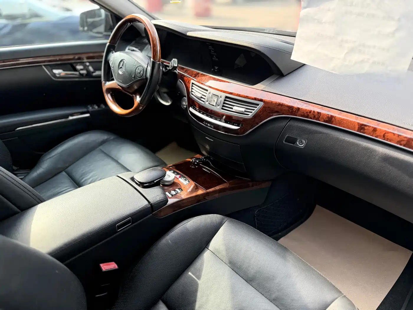 Mercedes-Benz S-Class 2010 S 350 L 4MATIC фото 12