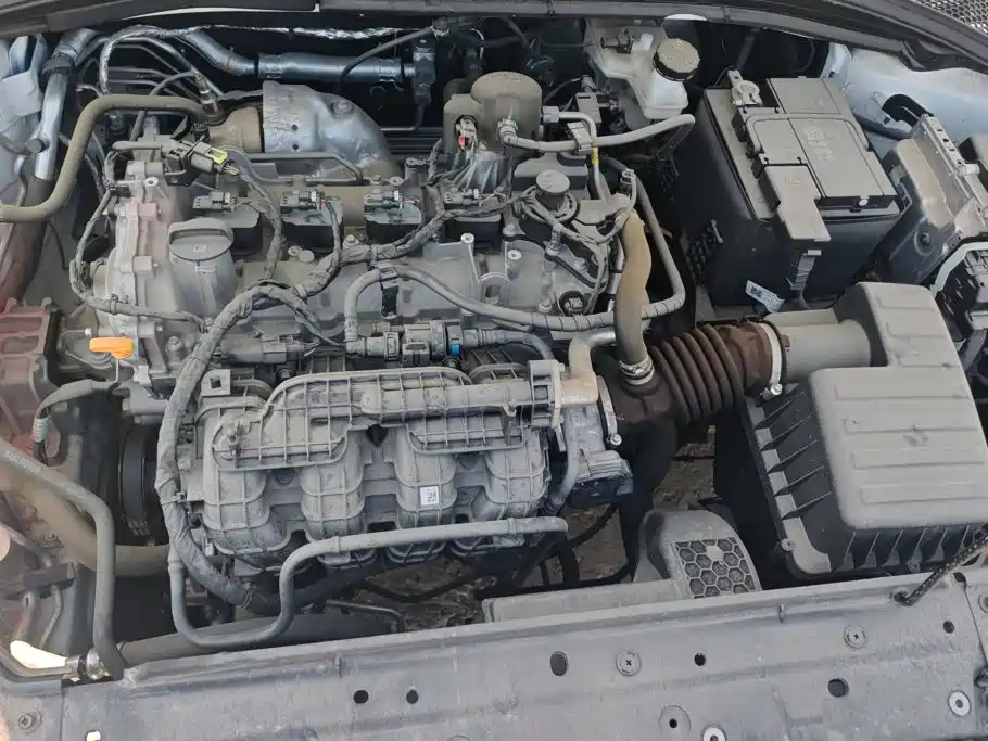 Roewe i5 2025 2023 1.5L Manual Comfort Edition