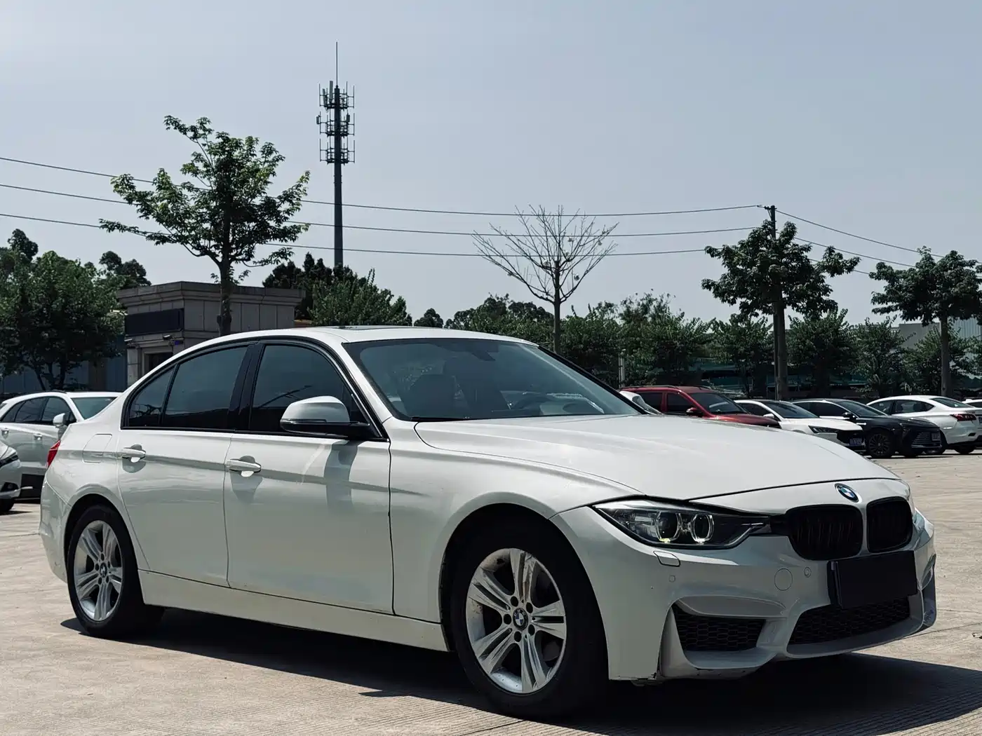 BMW 3 Series (Import) 2013 320i Sport Design Package фото 3