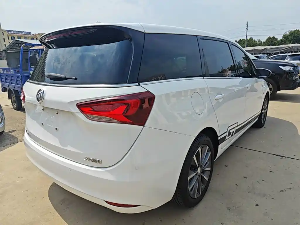 Buick GL6 2018 2018 18T 6-Seater Premium