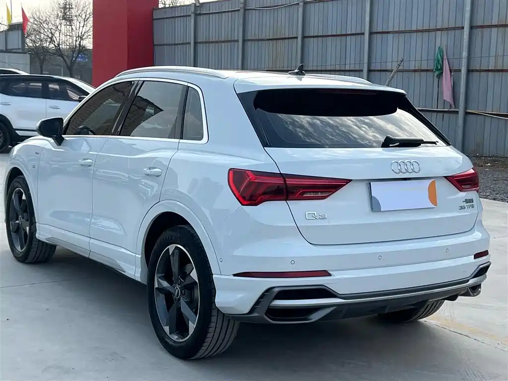 Audi Q3 2022 35 TFSI Fashion Dynamic фото 7