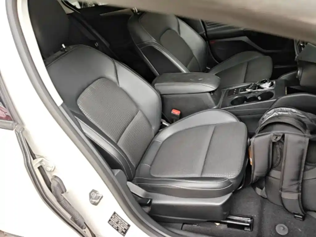 Фото 9 - Ford Focus