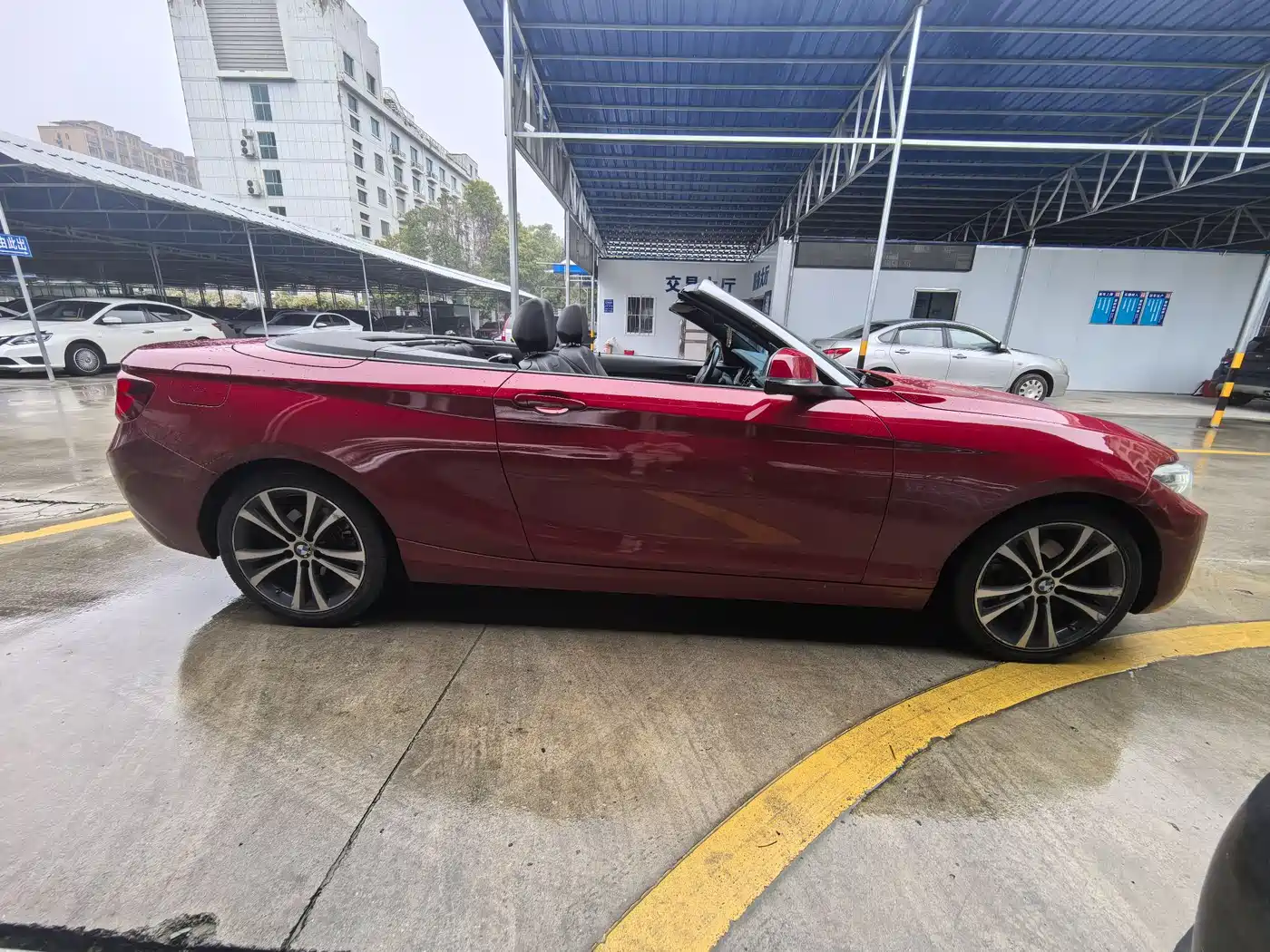BMW 2 Series (Import) 2019 225i Sport Design Package фото 9