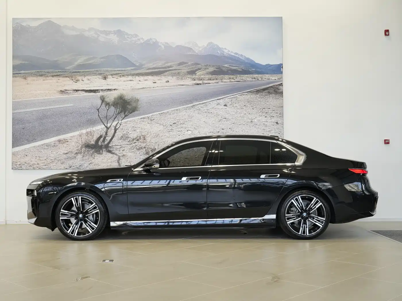 BMW i7 2026 2023 Model xDrive60L M Sport Package