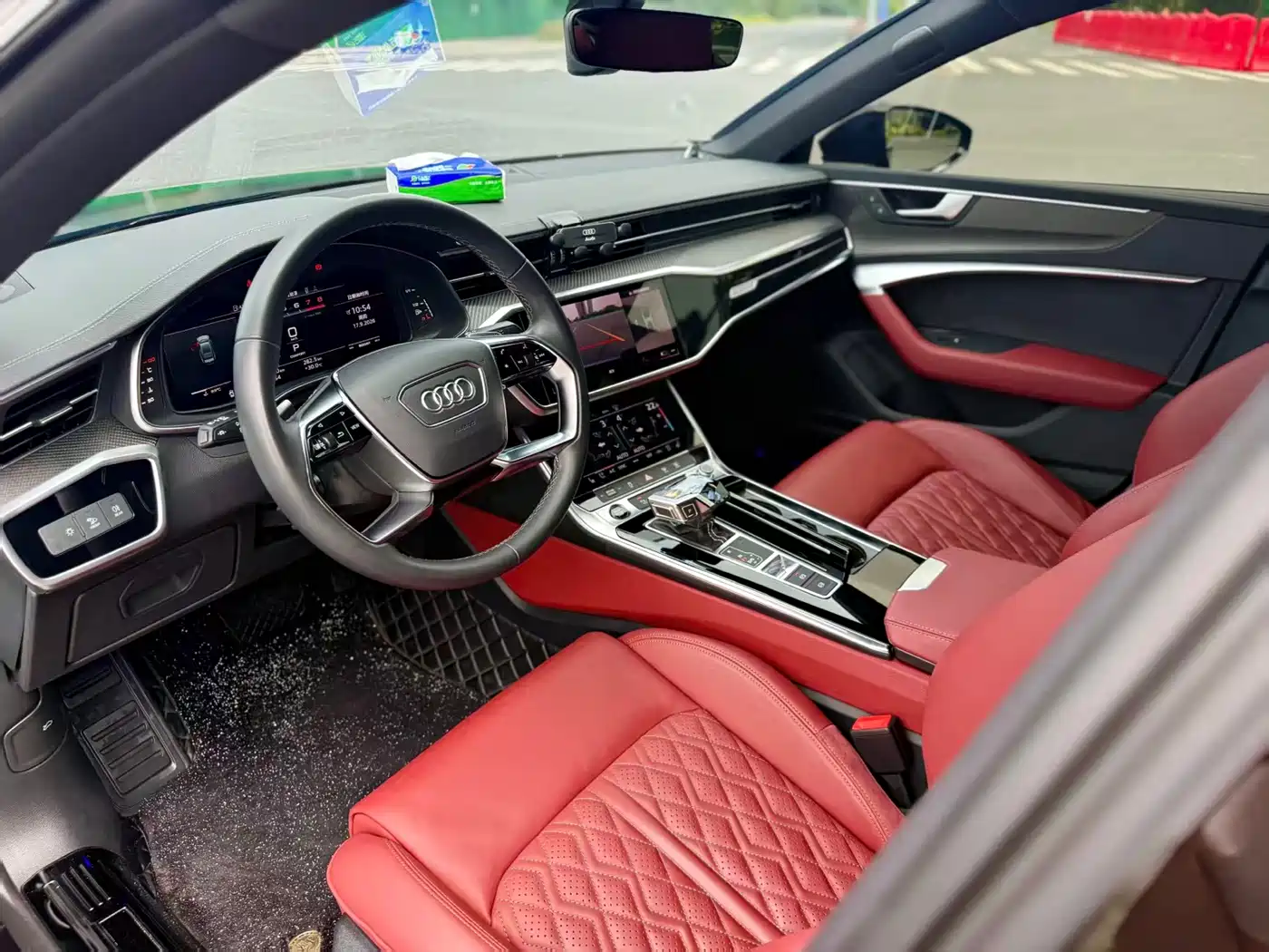 Фото 12 - Audi A7L