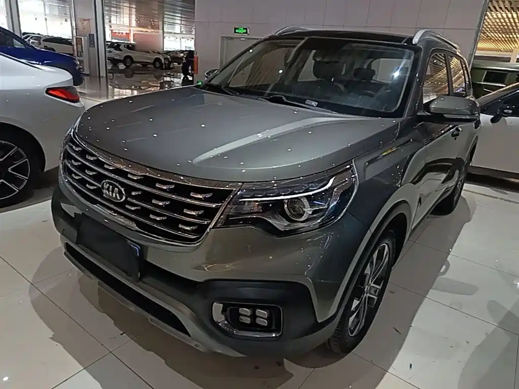 Kia Sportage 2019 2.0L Automatic Smart Luxury Edition фото 2