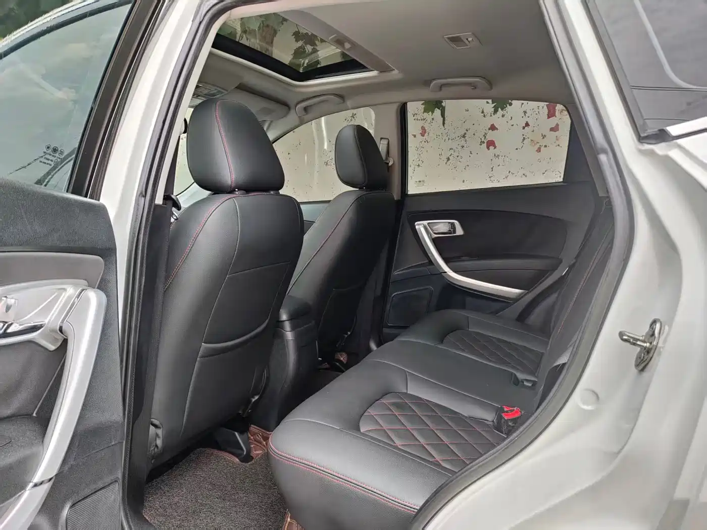 Besturn X80 2014 2013 2.0L Automatic Comfort Model