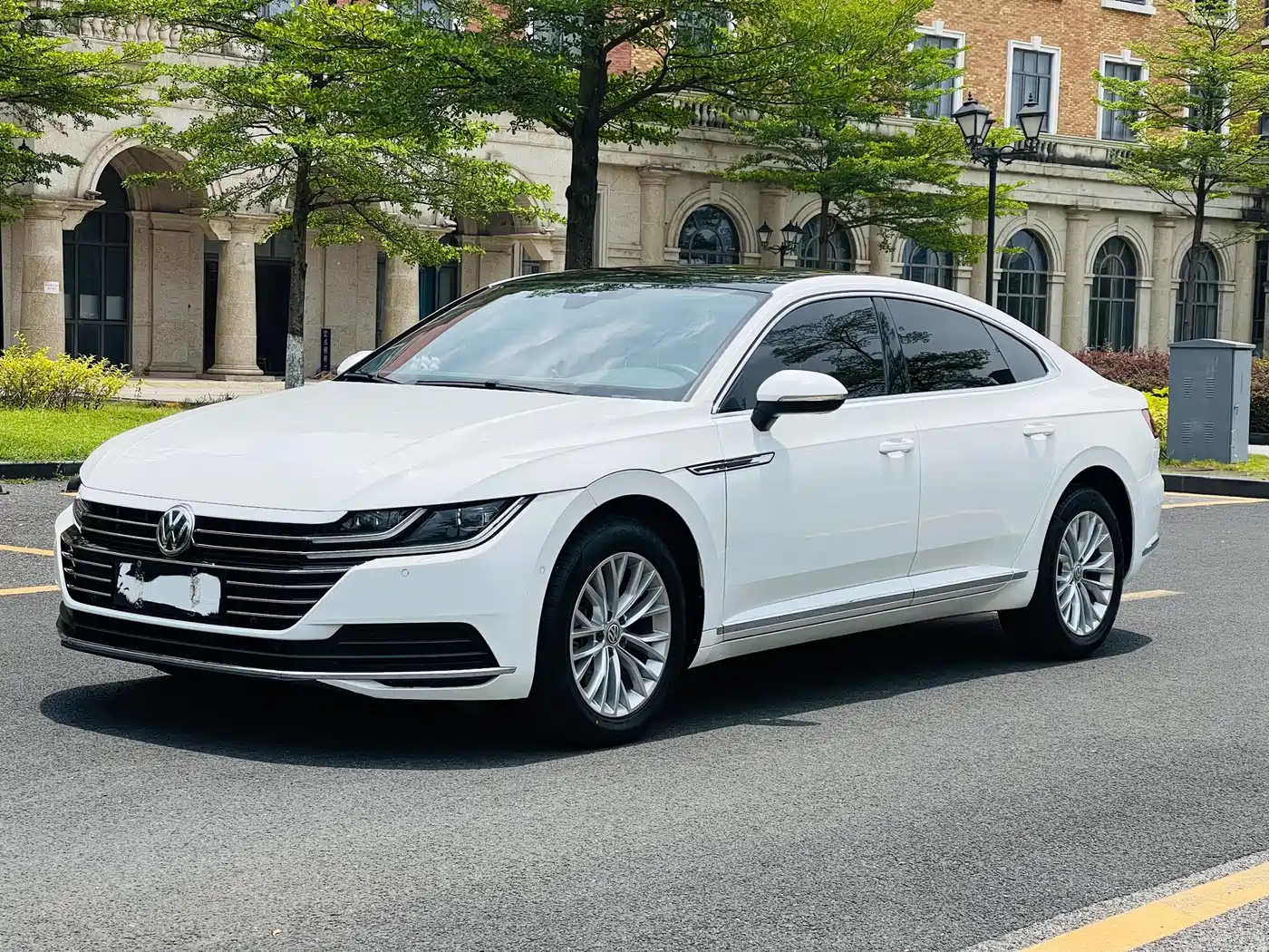 Volkswagen FAW-Volkswagen CC 2019 380TSI Charming Appearance (China V) фото 2
