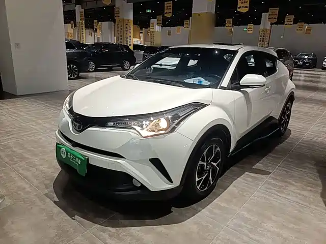 Toyota C-HR 2.0L, Лидер