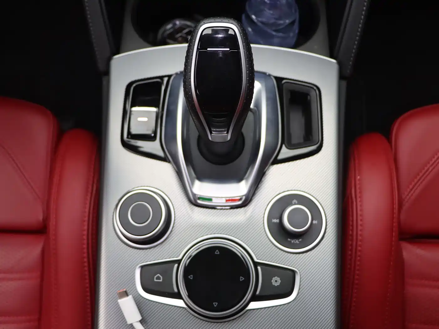 Alfa Romeo Stelvio 2024 2023 2.0T 280HP Veloce Track Edition