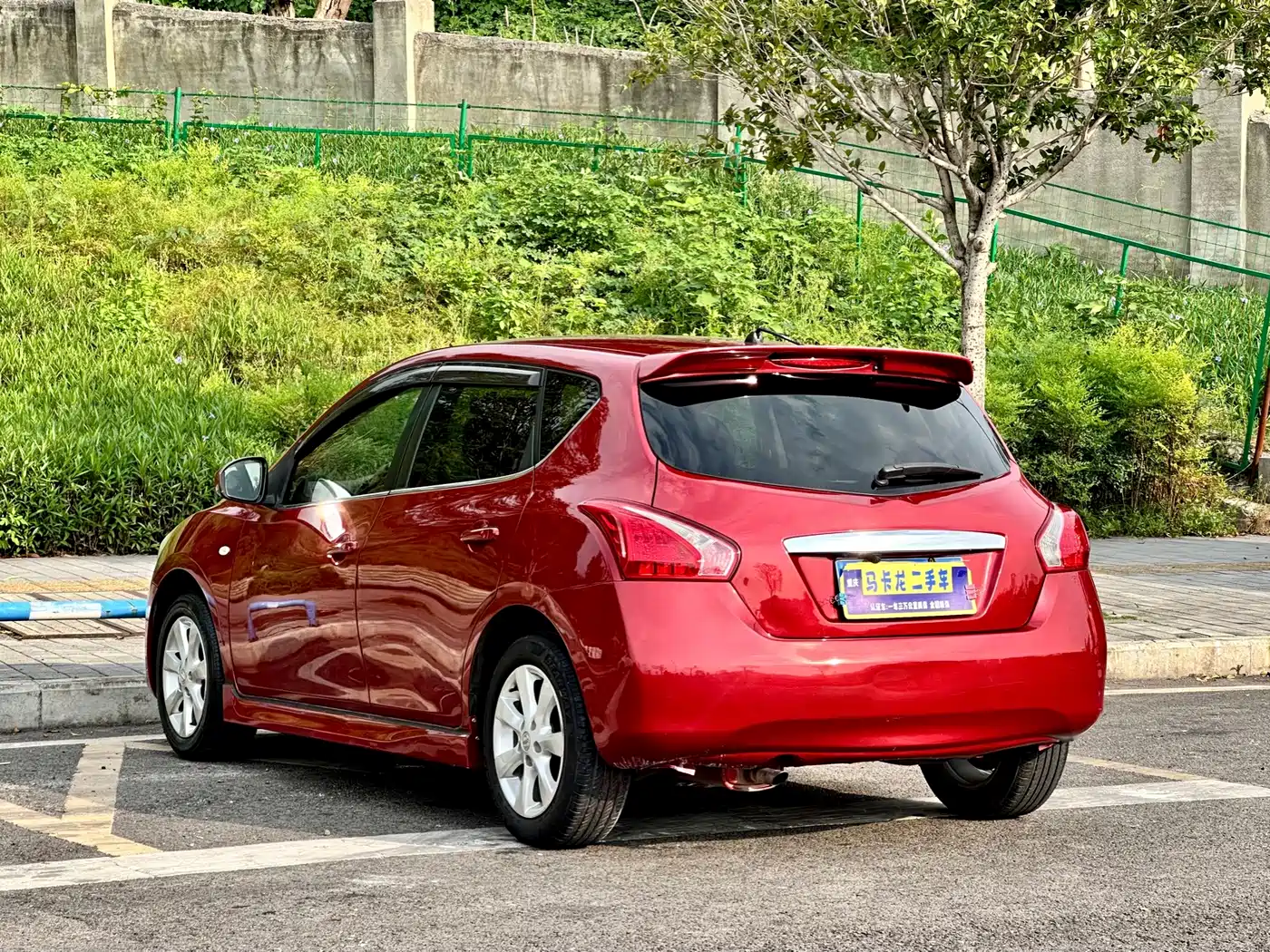 Nissan Tiida 2011 2011 1.6L CVT Luxury