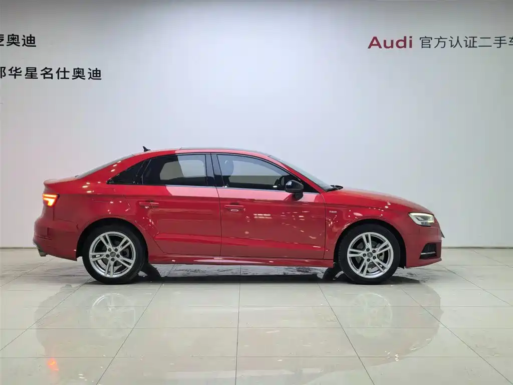 Audi A3 2019 Limousine 35 TFSI Fashion China V фото 4