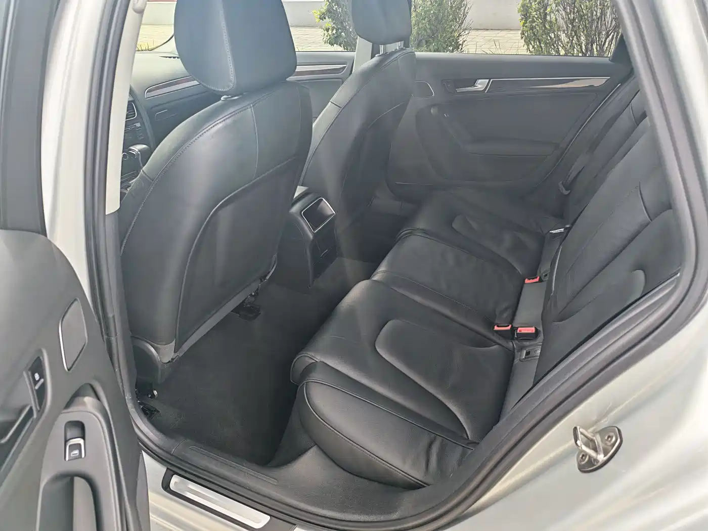 Audi A4L 2013 35 TFSI Automatic Comfort фото 7