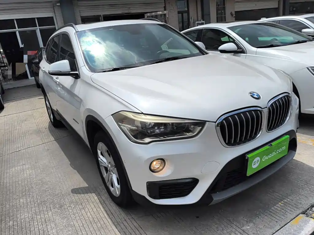 Фото 4 - BMW X1
