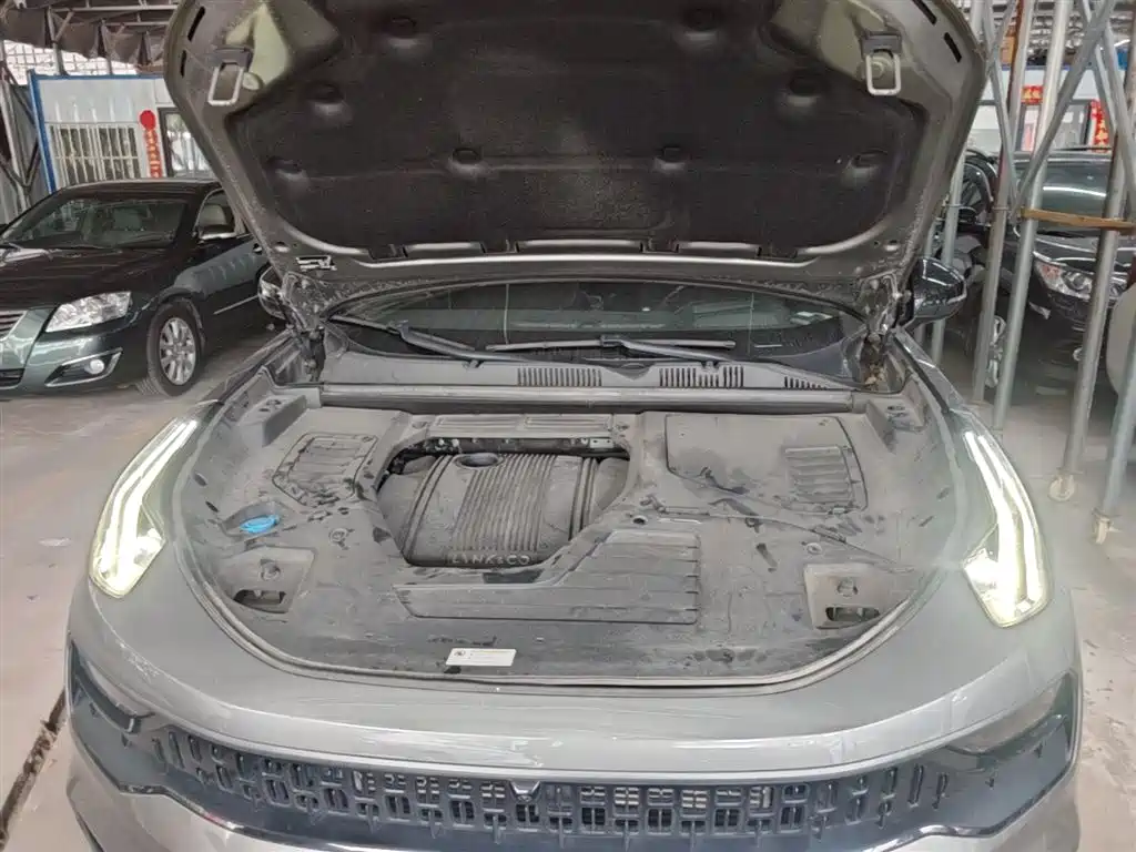 Lynk & Co 05 EM-P 2021 1.5TD PHEV HALO фото 20
