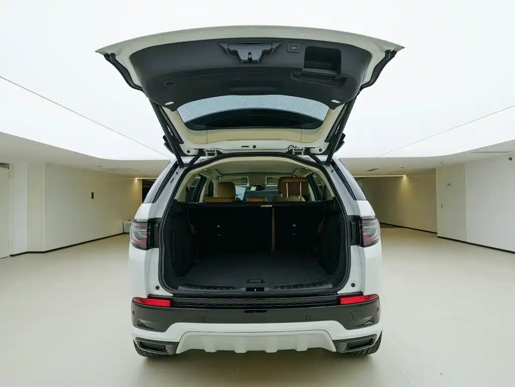 Photo 8 - Land Rover Discovery Sport