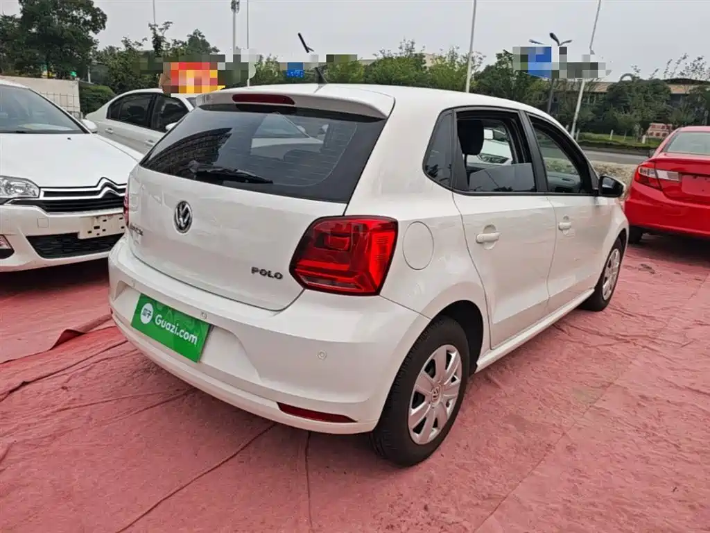 Volkswagen Polo 2016 1.4L Automatic Trend фото 7