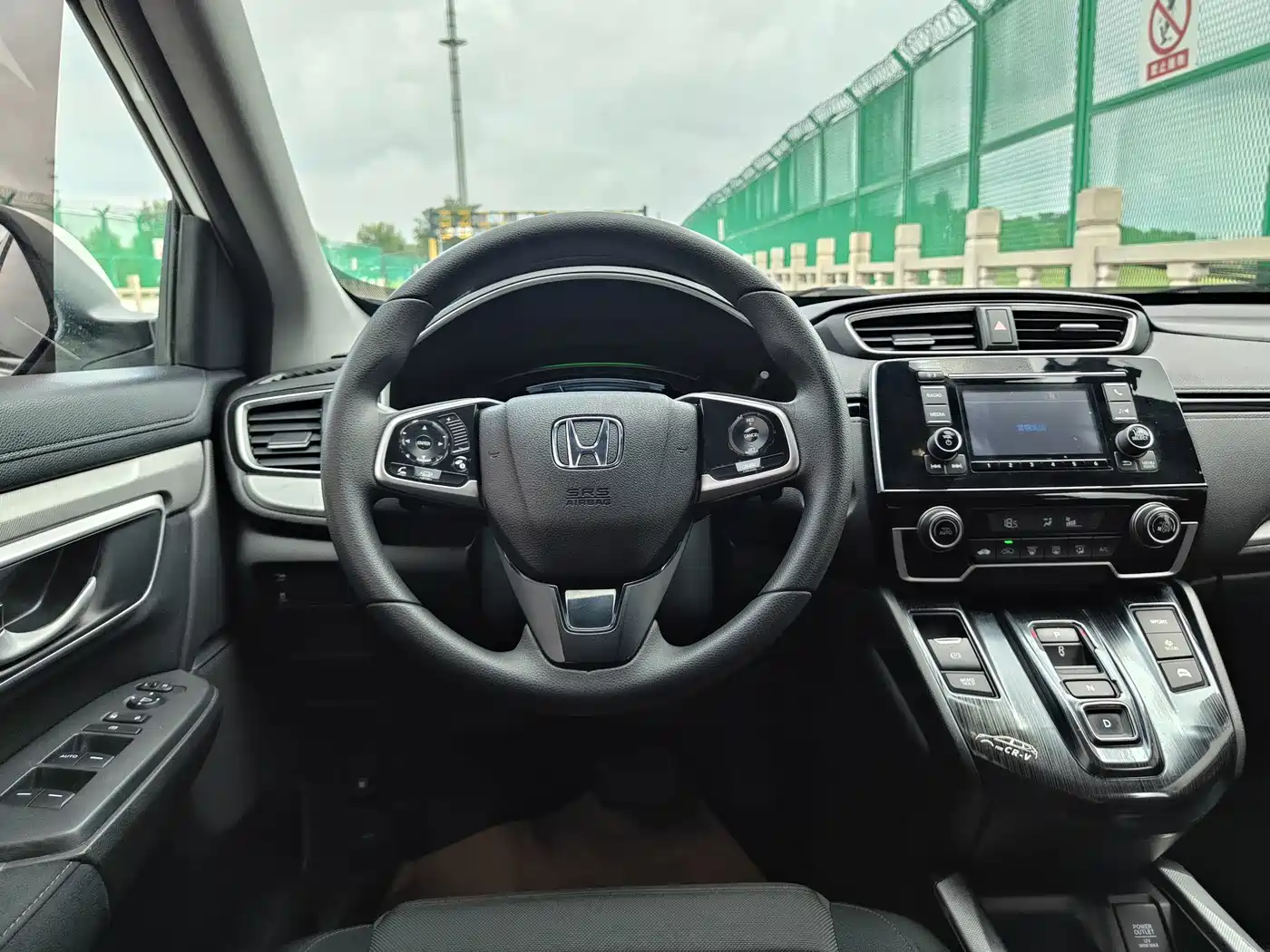 Фото 12 - Honda CR-V